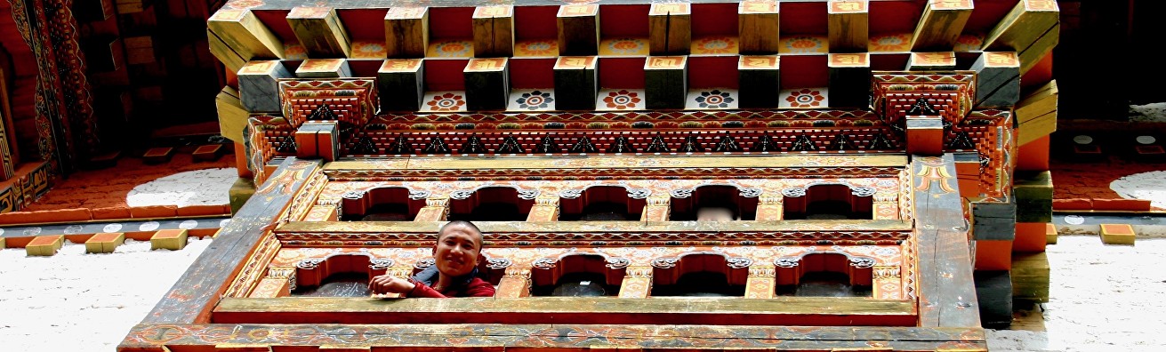 exclusive-bhutan-treks-and-tours-enjoy-the-real-magic-kingd